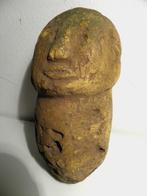 Figure - Statue funéraire - Pierre - Bongo - Bahr El Ghazal