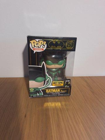Funko - Funko Pop FUNKO POP - BATMAN - GLOW IN THE DARK -