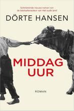 Middaguur 9789402702613 Dörte Hansen, Verzenden, Zo goed als nieuw, Dörte Hansen