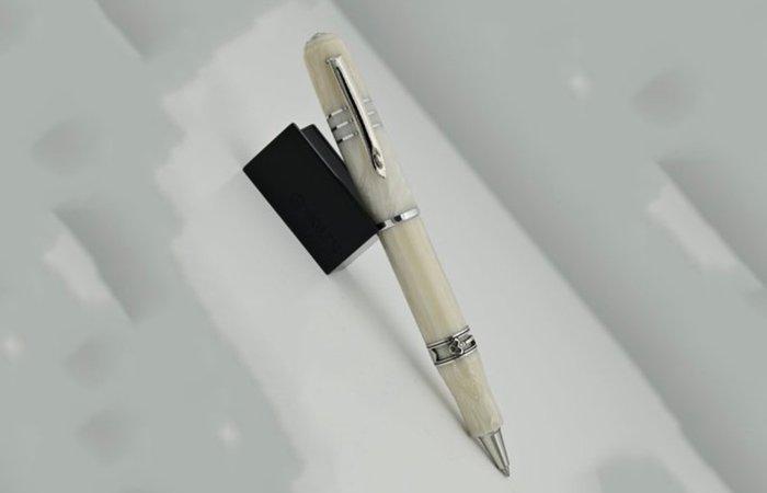 Marlen - Marlen - The Key (to success) - Edizione speciale, Verzamelen, Pennenverzamelingen