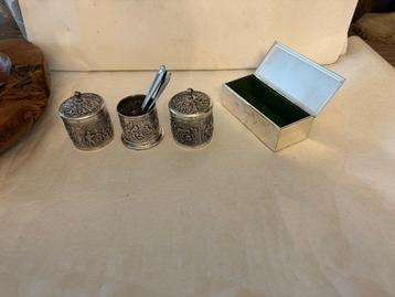 Douwe Egberts - Theeservies (4) - Vintage Verzilverde