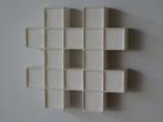 Hans Meeuwsen - Relief, 2025 - 63 Witte hashtag,