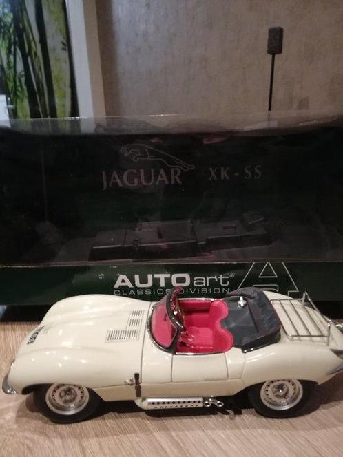 Autoart 1:18 - 1 - Voiture miniature - Jaguar XK SS -, Hobby en Vrije tijd, Modelauto's | 1:5 tot 1:12