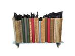 Beatrix Potter - Peter rabbit shelf with 21 Tales -