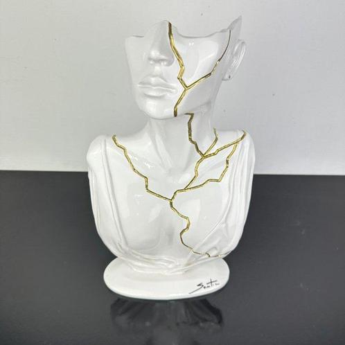 Santicri - Opera Santicri - Tired Face White, Antiek en Kunst, Antiek | Overige Antiek