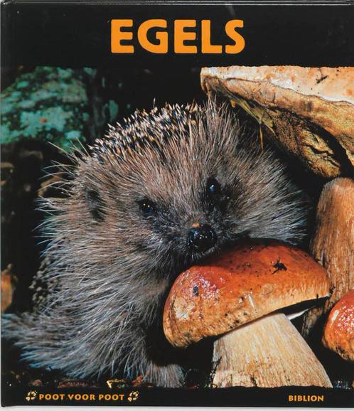 Egels / Poot voor poot 9789054835967 J. Pichon, Boeken, Overige Boeken, Gelezen, Verzenden