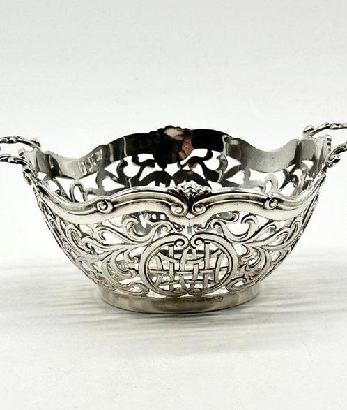 No reserve-Stevige handgemaakte zilveren Bonbonmand met, Antiek en Kunst, Antiek | Zilver en Goud