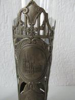 Vaas - 2 Jugendstil vazen met tinnen montuur - glas en tin