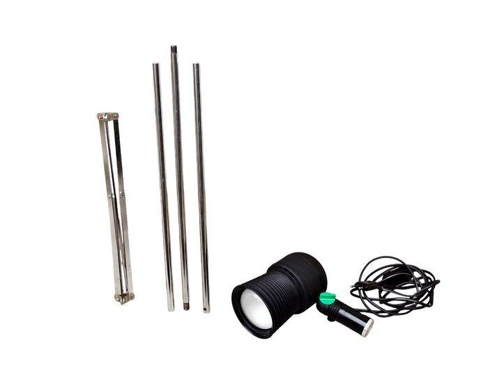 Targetti Sankey - Staande lamp - Staal, Aluminium, Plastic, Antiquités & Art, Antiquités | Éclairage