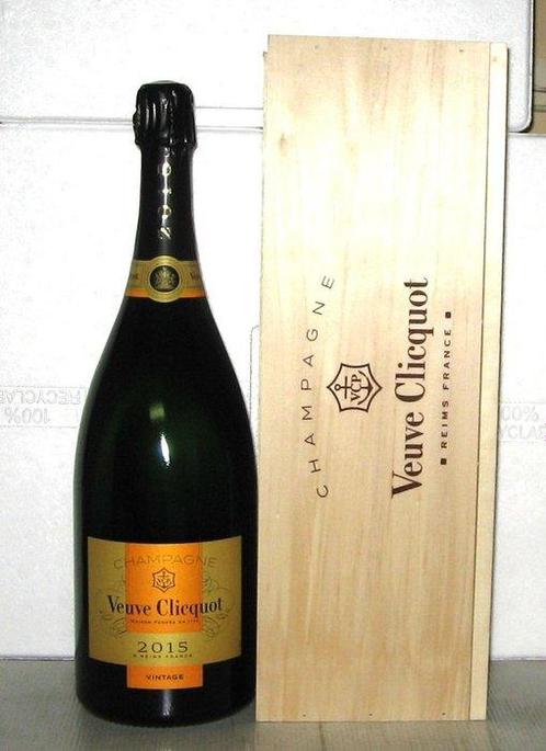 2015 Veuve Clicquot, Brut Vintage - in OWC - Champagne Brut, Verzamelen, Wijnen