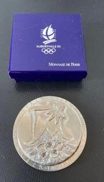 Montagne avec les anneaux olympiques ; une étoile au-dessus., Nieuw