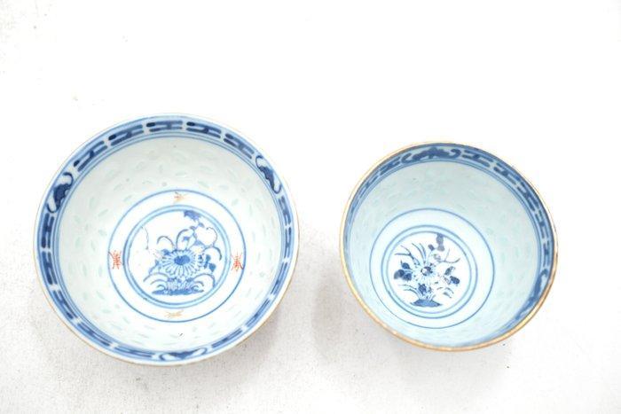 Kom (2) - Porselein - Set van twee kommen, Antiek en Kunst, Antiek | Overige Antiek