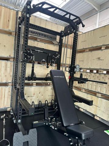 Martech M8 2EN1 Rack – Half rack avec station à poulies beschikbaar voor biedingen