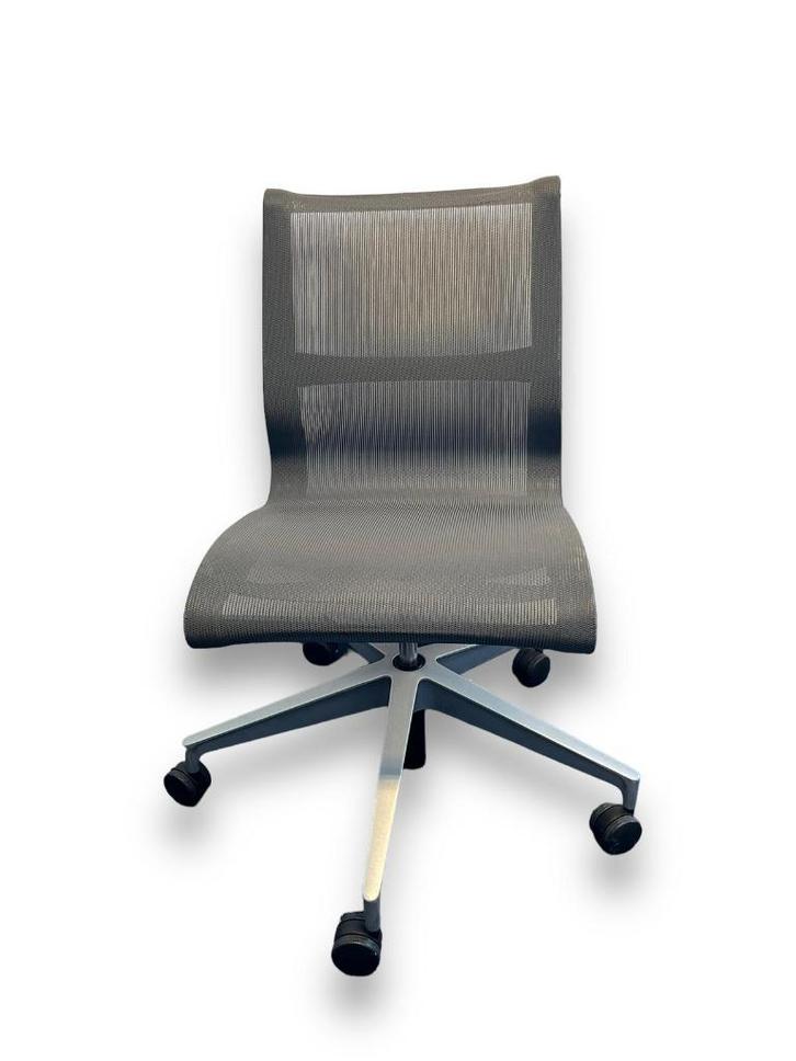 Herman Miller Setu, bureaustoel, Huis en Inrichting, Bureaustoelen, Bureaukruk, Wit, Zo goed als nieuw, Ergonomisch, Verzenden