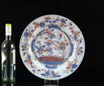 Un grand plat de service chinois Imari peint et doré, «, Antiek en Kunst