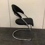 Thonet ST 14 vergaderstoel, zwarte grove rib stoffering -