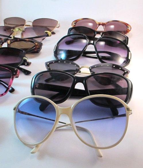 Collection thématique - 12x lunettes de soleil - Safilo;, Antiek en Kunst, Antiek | Speelgoed