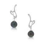 Oorbellen - 18 karaat Witgoud -  0.02ct. tw. Parel - Diamant, Handtassen en Accessoires, Nieuw