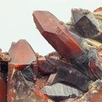 Grote rozenkwarts met bloedrood en zwart en kalzedon, Verzamelen, Mineralen en Fossielen