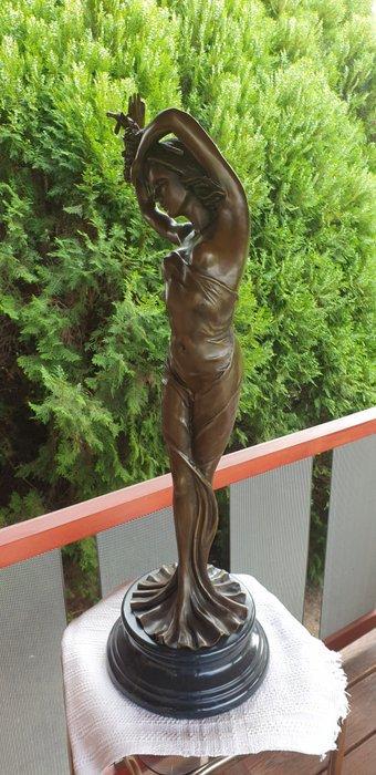 Aldo Vitaleh - Statue, Nude Female Figure Sexy Girl