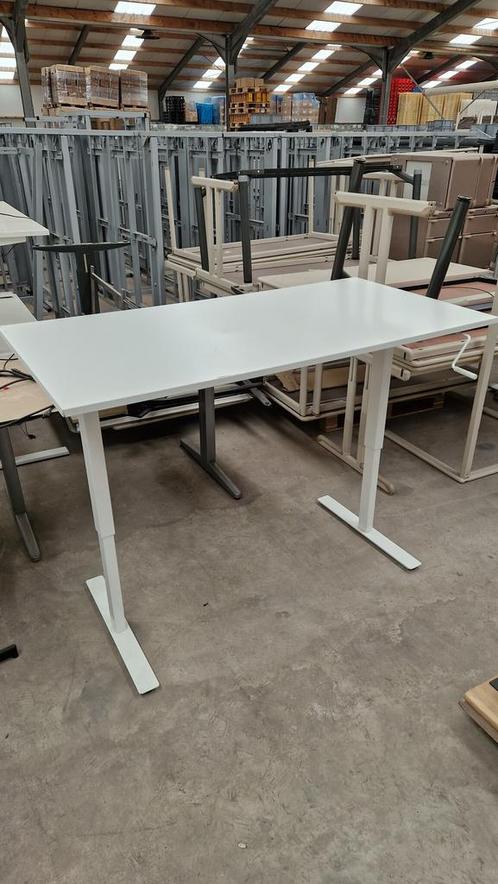 Ikea Zitsta Bureau slinger 160x80 wit/wit gebruikt, Zakelijke goederen, Kantoor en Winkelinrichting | Kantoormeubilair en Inrichting