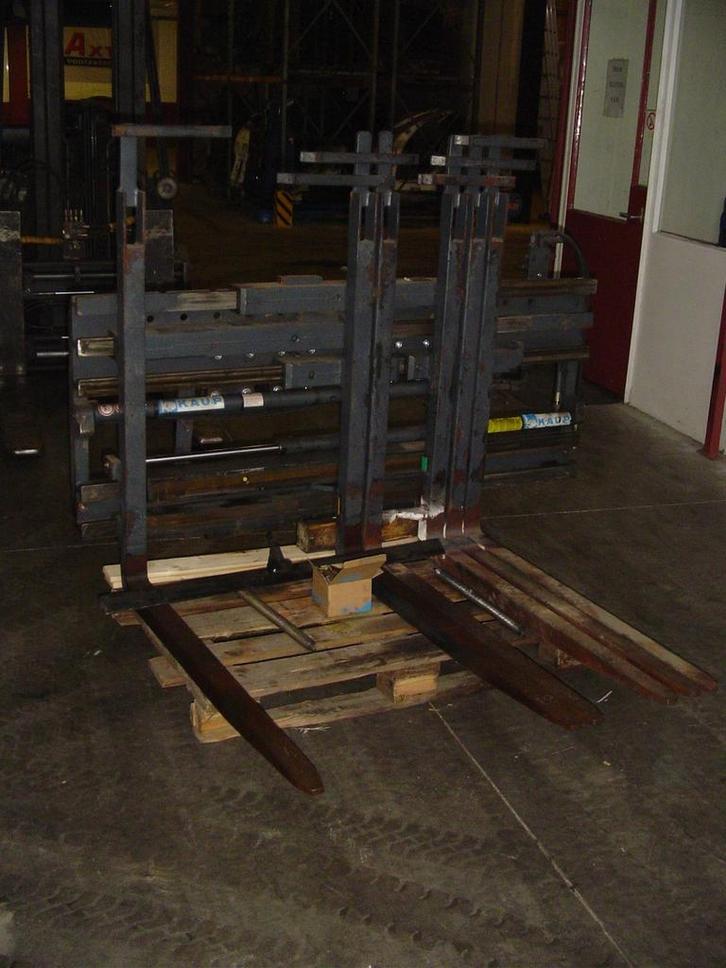 Kaup Vorkenversteller Triple, Zakelijke goederen, Machines en Bouw | Heftrucks en Intern transport, Voorzetapparatuur, Overige aandrijving