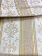 Klassieke jacquardstof met ornamentaal patroon en, Antiquités & Art