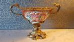 Possibly Samson - Coupe with Chinese export style depicting, Antiek en Kunst, Curiosa en Brocante