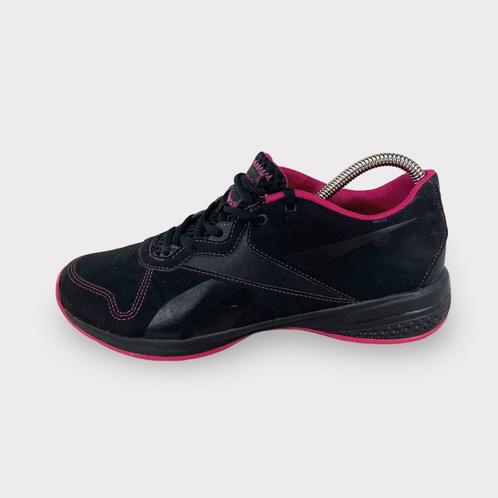 Reebok Sneaker Low - Maat 38.5, Vêtements | Femmes, Chaussures, Envoi