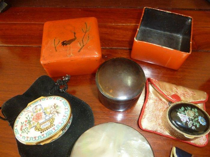 Doos - Emaille - Persoonlijke bezittingen, Antiek en Kunst, Curiosa en Brocante