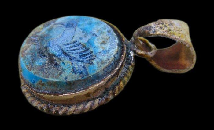 Post-médiéval Pendentif en argent avec insert en cornaline -, Antiquités & Art, Antiquités | Autres Antiquités