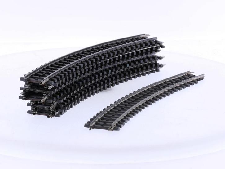 Schaal H0 Märklin 2221 K-rail gebogen rails 360 mm R1 10..., Hobby en Vrije tijd, Modeltreinen | H0, Wisselstroom, Analoog, Gebruikt