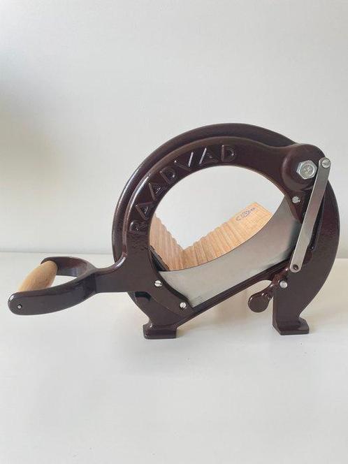 Raadvad - Ove Larsen - Coupe-pain -  Modèle 294 - Bois, Antiek en Kunst, Antiek | Meubels | Stoelen en Sofa's