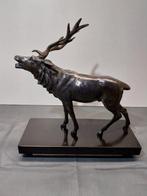 Sculpture, cerf bramant - 26 cm - Bronze