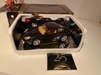 Bburago 1:18 - Modelauto - Porsche 911 Carrera 1997 - Gold