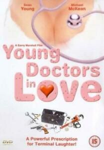 Young Doctors in Love [DVD] DVD, CD & DVD, DVD | Autres DVD, Envoi
