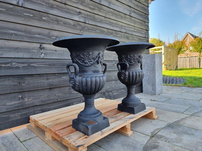 (72cm) - Vaas - Gietijzer - XL Dubbel Handvat, Antiek en Kunst, Curiosa en Brocante