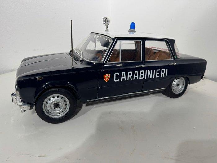 CARABINIERI 1:8 - Model sportwagen - Alfa Romeo Giulia Super, Hobby en Vrije tijd, Modelauto's | 1:5 tot 1:12