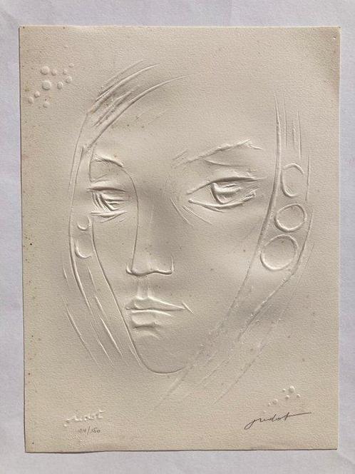 Roland Oudot (1897-1981) - Portrait de femme en relief, Antiquités & Art, Antiquités | Autres Antiquités