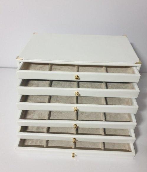 48 posti - Sieradendoos - Hout, Leder, Antiek en Kunst, Curiosa en Brocante