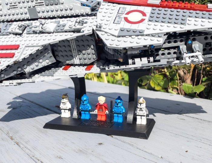 Lego Set - 8039 - Star Wars - Venator-Class Republic Attack, Kinderen en Baby's, Speelgoed | Duplo en Lego