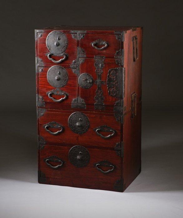 Dressoir versierd met een familiewapen. - Hout, Keyaki, Antiquités & Art, Antiquités | Autres Antiquités