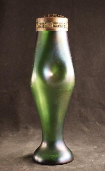 Boheemse iriserende - Vaas - Glas, Antiek en Kunst, Kunst | Designobjecten