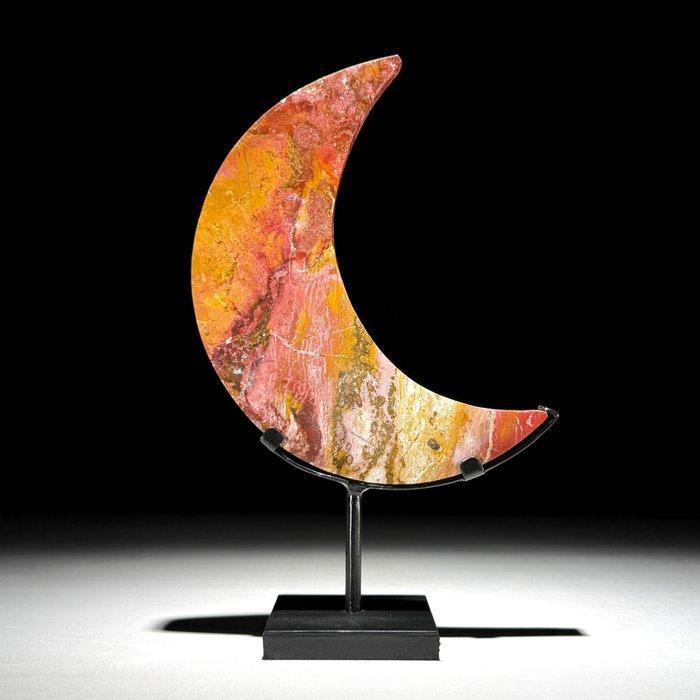 Geen minimumprijs - Prachtige rode jaspis Maansvormig op een, Antiek en Kunst, Kunst | Designobjecten