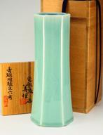 Vaas - Keramiek, - Prachtige celadon zeshoekige vaas,, Antiek en Kunst