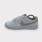 Nike WMNS NIKE COURT ROYALE 2 NN - Maat 38.5, Kleding | Dames, Schoenen, Verzenden, Nieuw, Sneakers