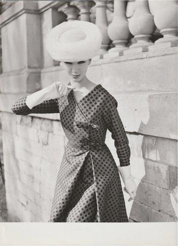 Walde Huth - Paris Chapeau blanc 1955