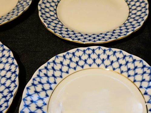 Lomonosov Imperial Porcelain Factory - S.Yakovleva -, Antiek en Kunst, Antiek | Meubels | Tafels