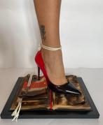 Arianna De Blanck (2003) - DEAR X - Stiletto on Burning