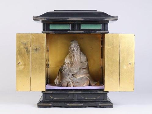 Confucius Statue by Tsukishima Hatsuko  – Housed in, Antiek en Kunst, Antiek | Overige Antiek